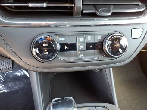 New 2026 Buick Envista Preferred image 30