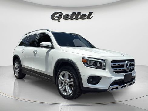 Used 2022 Mercedes-Benz GLB 250 4MATIC image 2