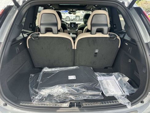 New 2026 Volvo XC90 B6 Ultra image 19