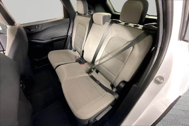 Used 2022 Ford Escape SE FWD image 18