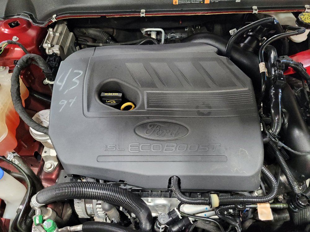 Used 2018 Ford Fusion SE w/ Fusion SE Technology Package FWD image 30