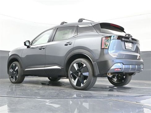 Used 2026 Nissan Kicks SR image 22