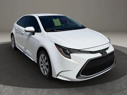 Used 2021 Toyota Corolla LE FWD image 1
