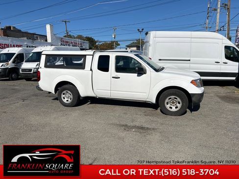 Used 2012 Nissan Frontier S w/ S Preferred Pkg image 5