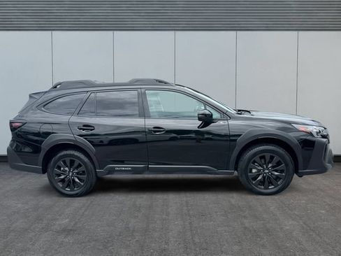 Used 2025 Subaru Outback Onyx Edition XT AWD/4WD image 6