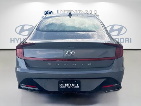 Used 2023 Hyundai Sonata SEL FWD image 5