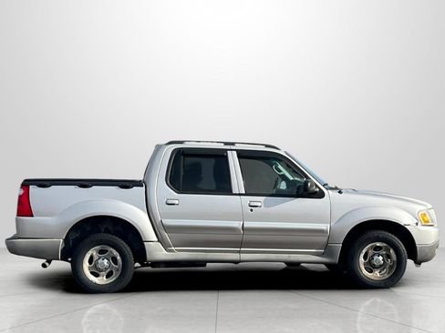 Used 2003 Ford Explorer Sport Trac XLT image 3
