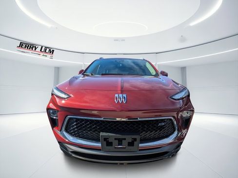 Used 2024 Buick Encore GX Sport Touring image 7