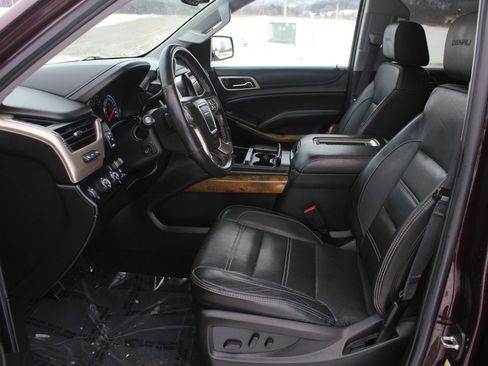 Used 2017 GMC Yukon Denali w/ Open Road Package image 30