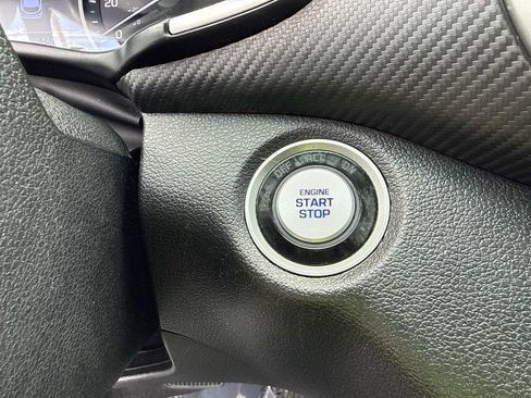 Used 2021 Hyundai Tucson Value FWD image 33