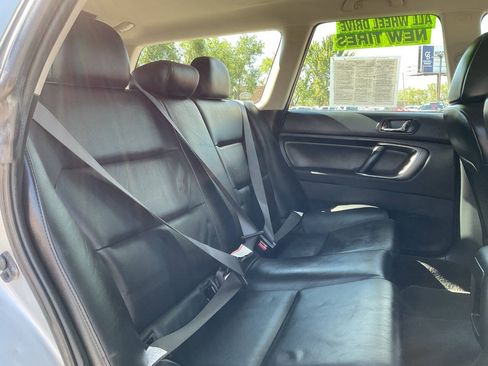 Used 2006 Subaru Outback 2.5i Limited AWD/4WD image 33
