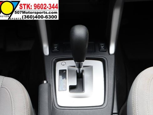 Used 2014 Subaru Forester 2.5i Premium w/ All-Weather Package AWD/4WD image 20