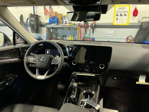 New 2026 Lexus NX 350 AWD w/ Premium Package image 9