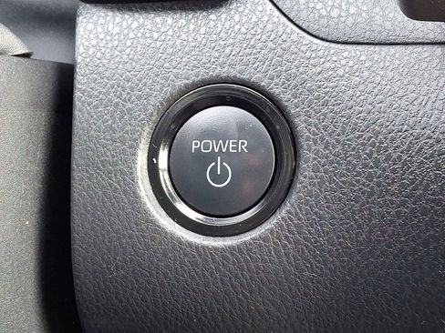 Certified 2025 Toyota Camry SE image 22