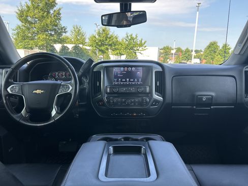 Used 2018 Chevrolet Silverado 1500 LT w/ All Star Edition AWD/4WD image 29