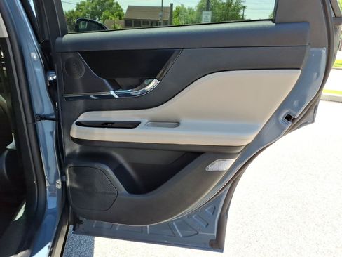 Certified 2025 Lincoln Corsair Reserve AWD/4WD image 28