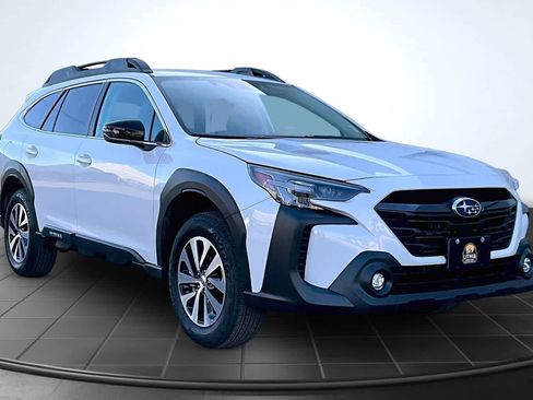 Used 2024 Subaru Outback Premium AWD/4WD image 22
