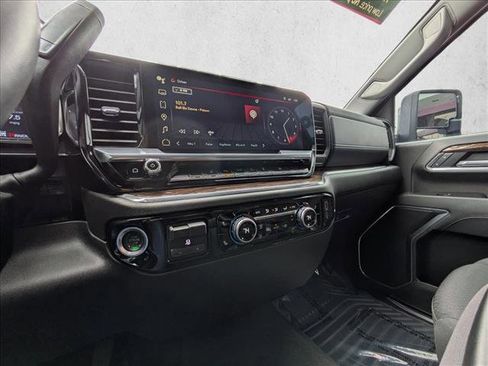 Used 2025 GMC Sierra 2500 SLE w/ SLE Value Package; image 15