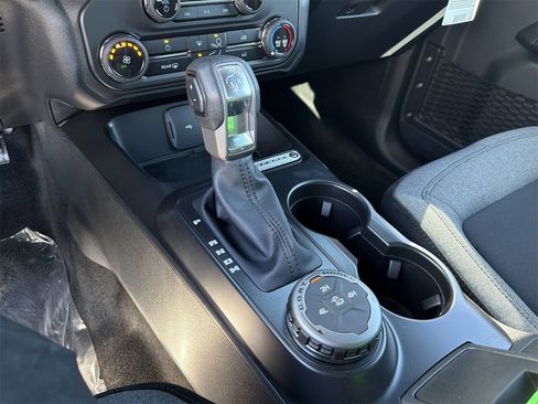 New 2026 Ford Bronco 2-Door image 11