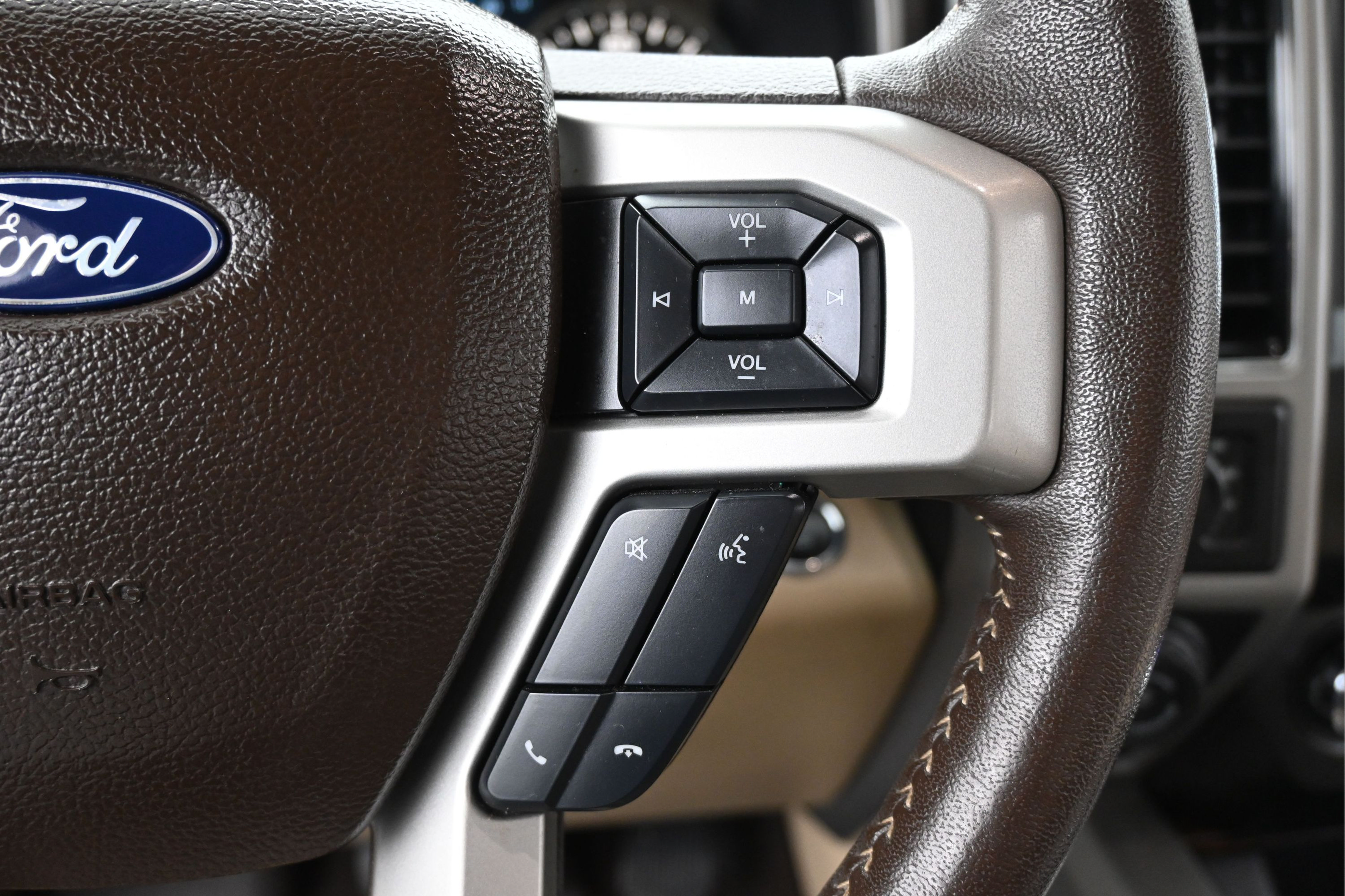 Used 2018 Ford F150 Lariat AWD/4WD image 15