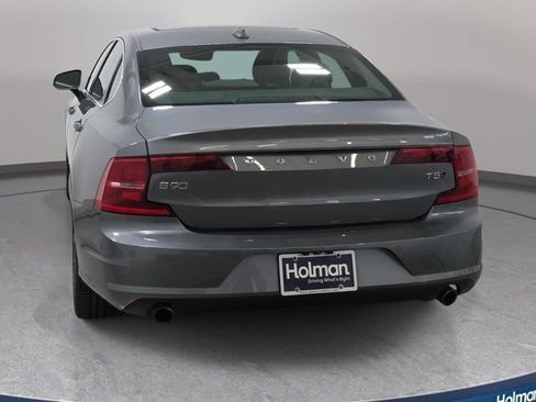 Used 2018 Volvo S90 T5 Momentum w/ Convenience Package AWD/4WD image 7