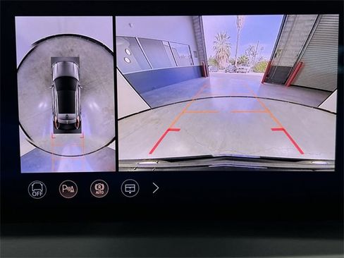 Used 2026 Cadillac Lyriq Sport image 15