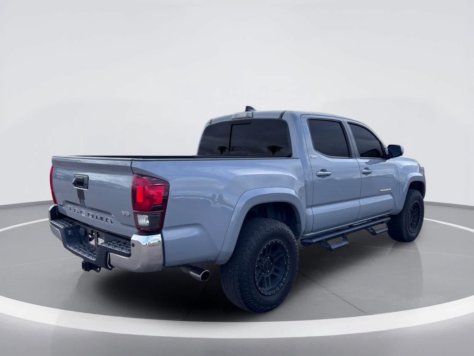 Used 2021 Toyota Tacoma SR5 RWD image 6