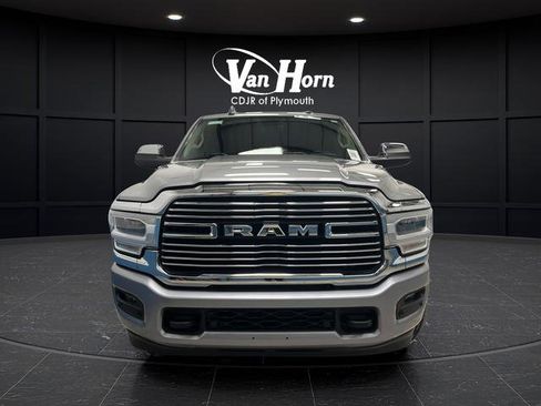 Used 2022 RAM 2500 Laramie AWD/4WD image 2