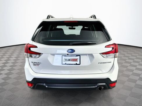Used 2023 Subaru Forester Limited AWD/4WD image 9