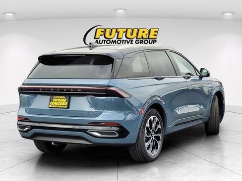 New 2026 Lincoln Nautilus Reserve AWD/4WD image 6
