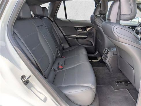 Used 2026 Mercedes-Benz GLC 300 4MATIC image 20
