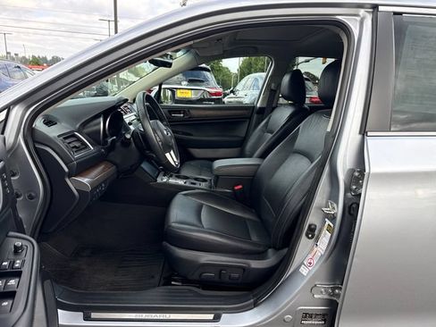 Used 2017 Subaru Outback 2.5i Limited AWD/4WD image 14