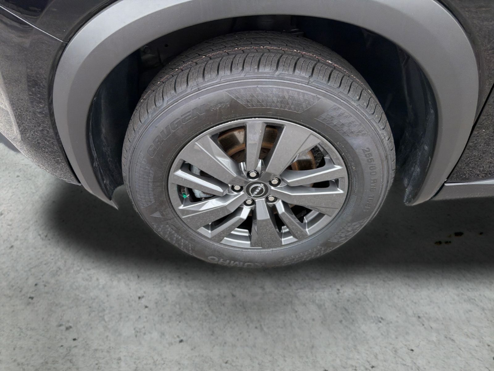 Certified 2024 Nissan Pathfinder SV FWD image 26
