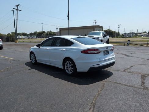 Used 2020 Ford Fusion SE FWD image 5