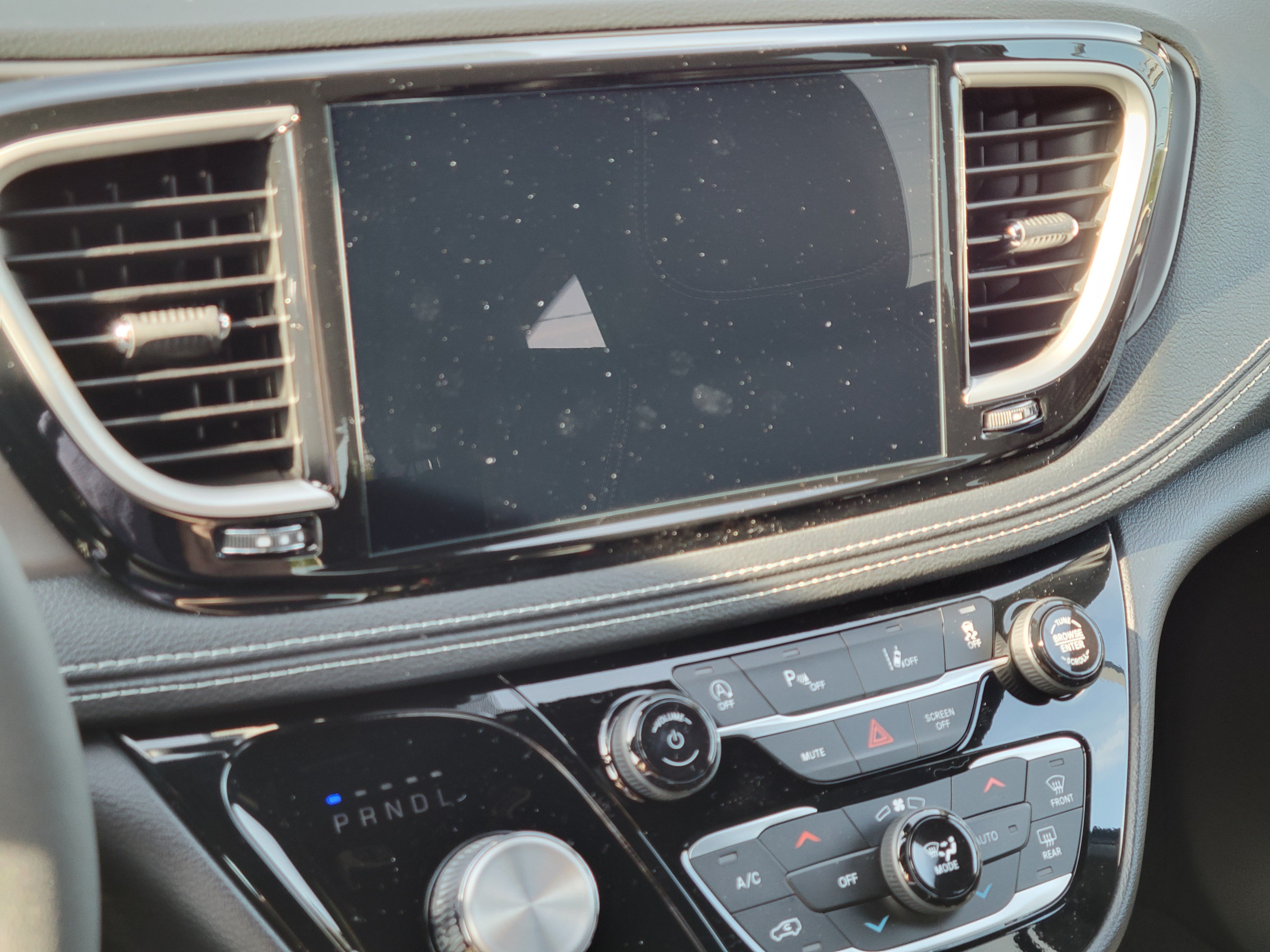 New 2027 Chrysler Pacifica Select w/ Family Tech Group FWD image 15