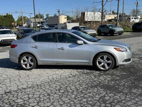 Used 2015 Acura ILX FWD image 9