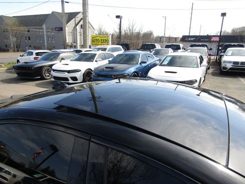 Used 2019 Alfa Romeo Giulia Sport Sedan 4D w/ Quick Order Package 22K Sport image 9