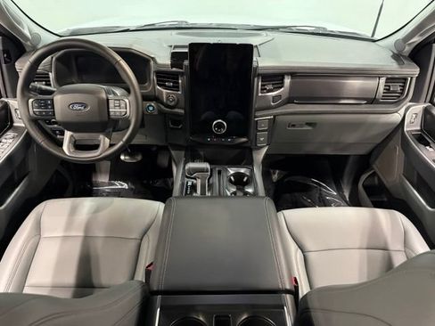 Used 2025 Ford F150 Lightning Flash AWD/4WD image 32