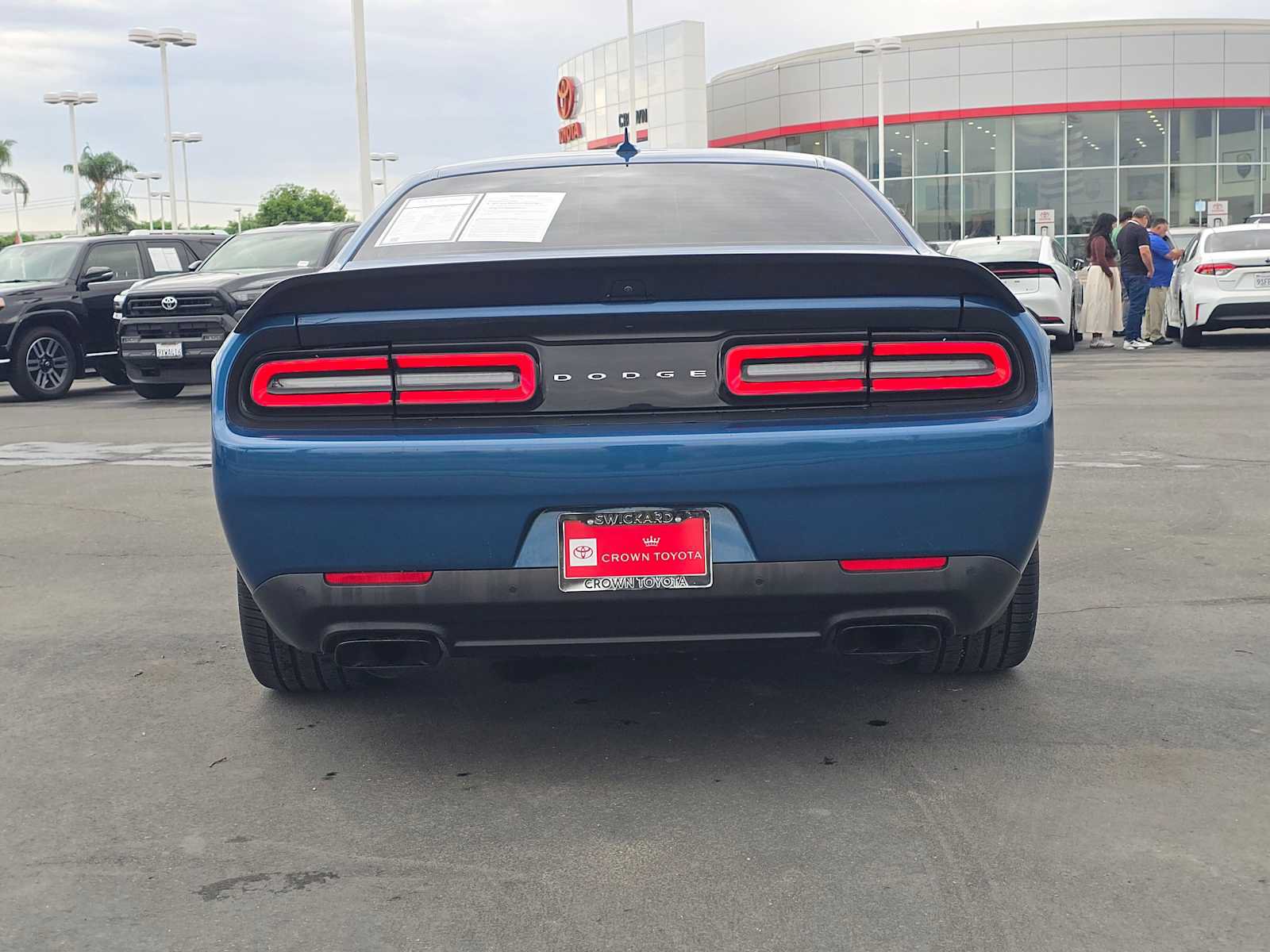 Used 2020 Dodge Challenger SRT Hellcat RWD image 4