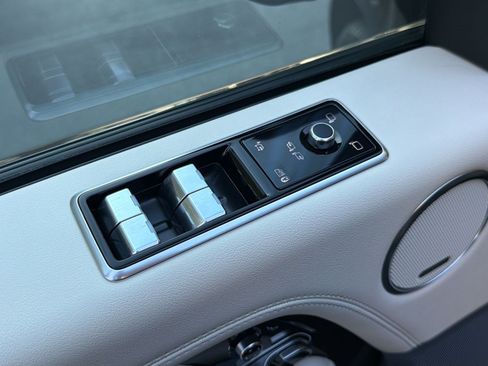Used 2022 Land Rover Range Rover Westminster Edition AWD/4WD image 27