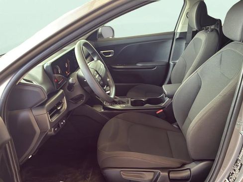 New 2026 Kia K4 FWD image 13