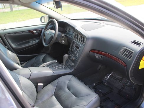 Used 2003 Volvo S60 2.4 FWD image 27