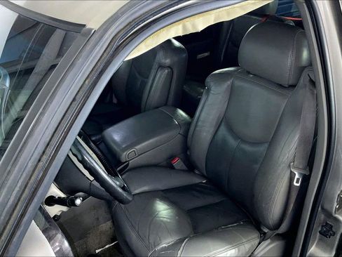 Used 2003 GMC Yukon XL Denali image 28