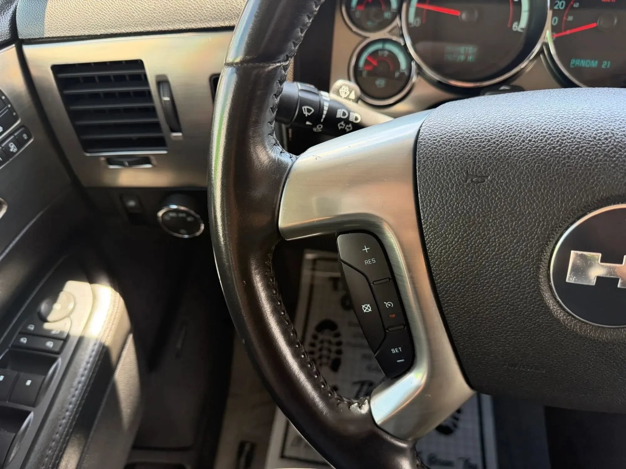 Used 2008 HUMMER H2 SUT AWD/4WD image 27