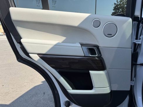 Used 2017 Land Rover Range Rover Supercharged image 55