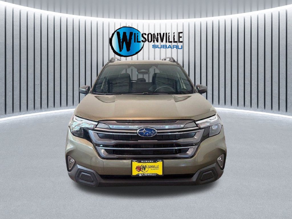 Used 2025 Subaru Forester Premium AWD/4WD image 4