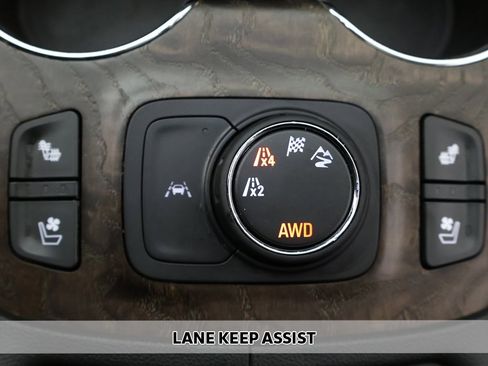 Used 2021 GMC Acadia Denali w/ Denali Technology Package image 6