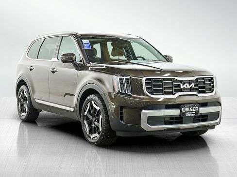 Used 2023 Kia Telluride S w/ S Sunroof Package AWD/4WD image 7