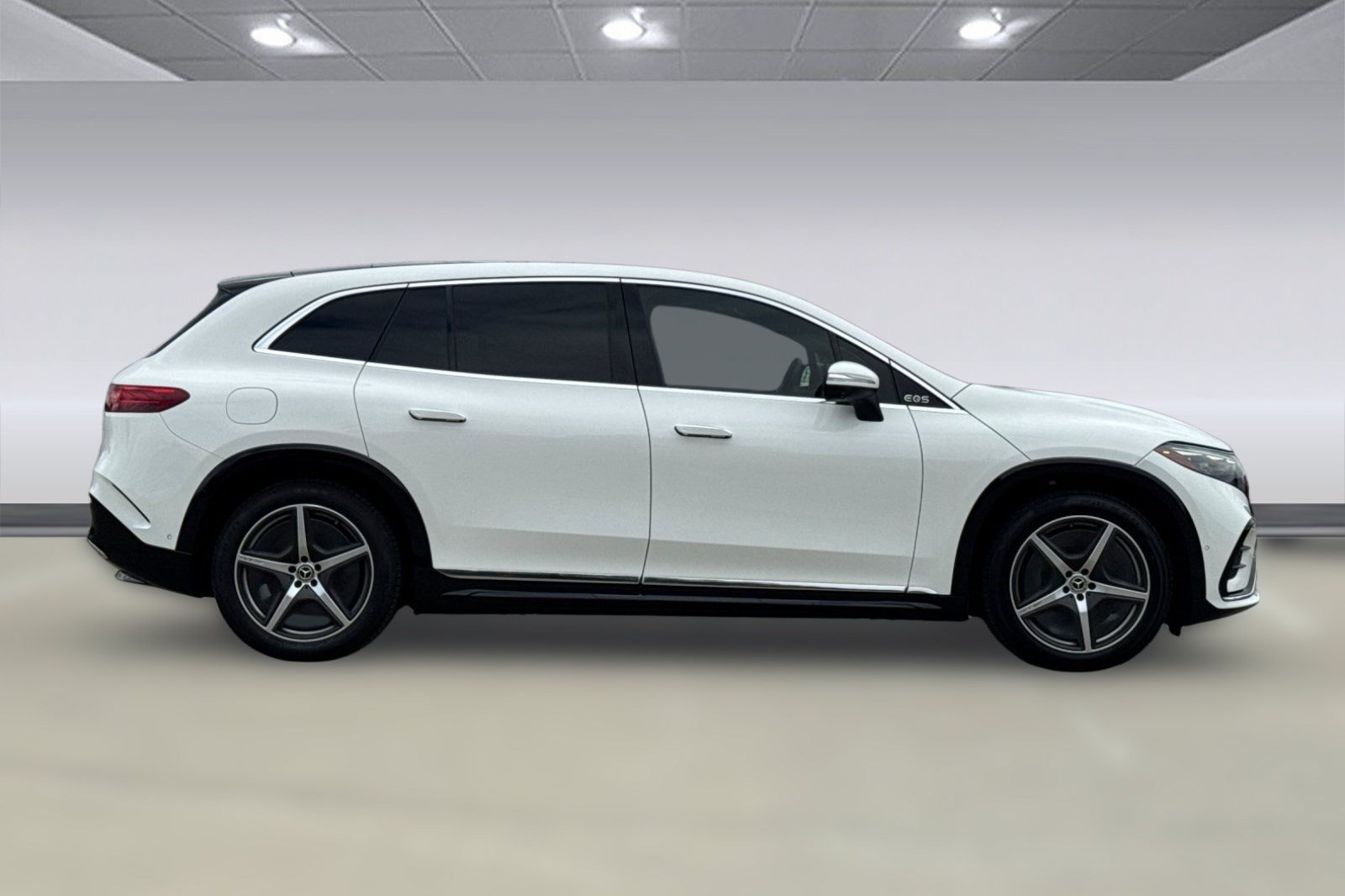 Certified 2023 Mercedes-Benz EQS 580 4MATIC SUV image 8