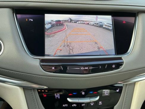 Used 2017 Cadillac XT5 Luxury w/ Driver Awareness Package image 31